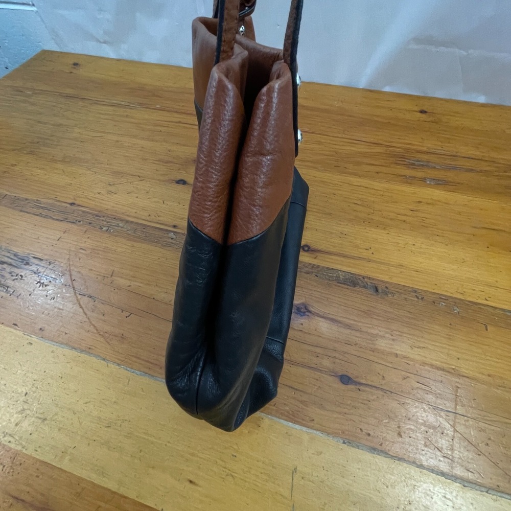 Brighton Pebbled Leather Shoulder Bag Black Brown Leopard Lining‎ Handbag Supple - Picture 12 of 13